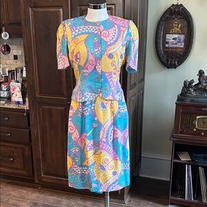 1980 100% Silk 2pc Pastel Skirt Suit Sz S/M Tassle Fan Design GVC
